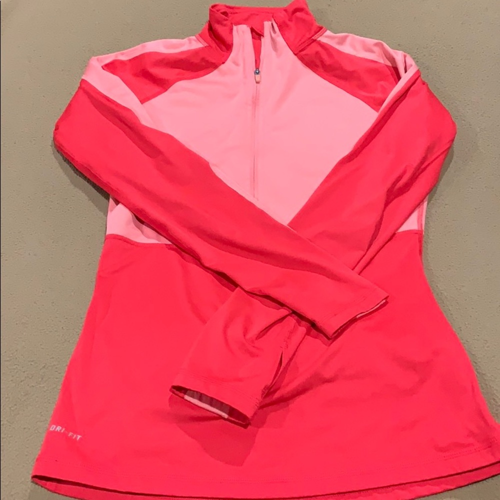 Ladies 1/2 zip Nike pullover